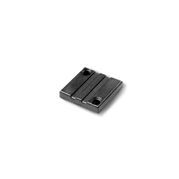 Heat resistant UHF RFID on-metal tag featuring robust PPS shell and NXP UCODE 8 chip