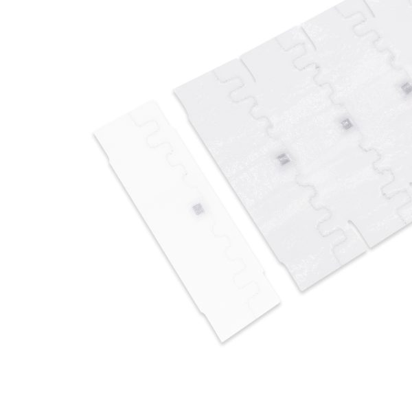 UHF Laundry RFID Label 70 22 mm durable and printable design