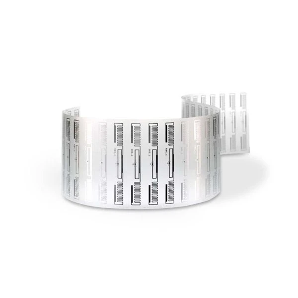 Narrow-format UHF RFID label for space-constrained applications