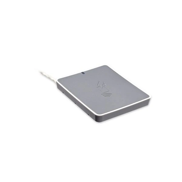 Identiv® uTrust® 3700 F 智能卡读卡器，支持 PC 与 Android 集成