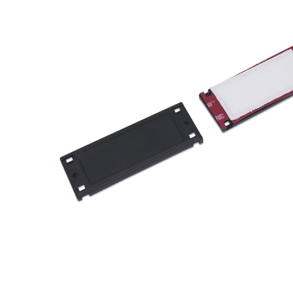 Robust and compact design of the UHF RFID Tag.