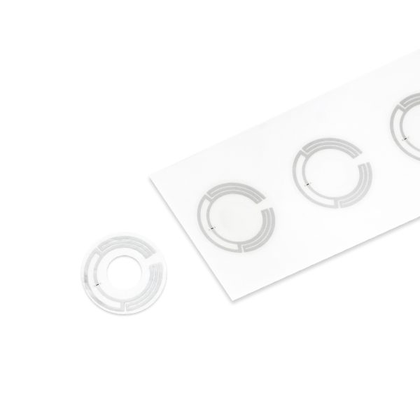 Compact round UHF RFID wet inlay 26 mm