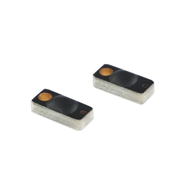 Miniature UHF RFID Tag for Metal Assets